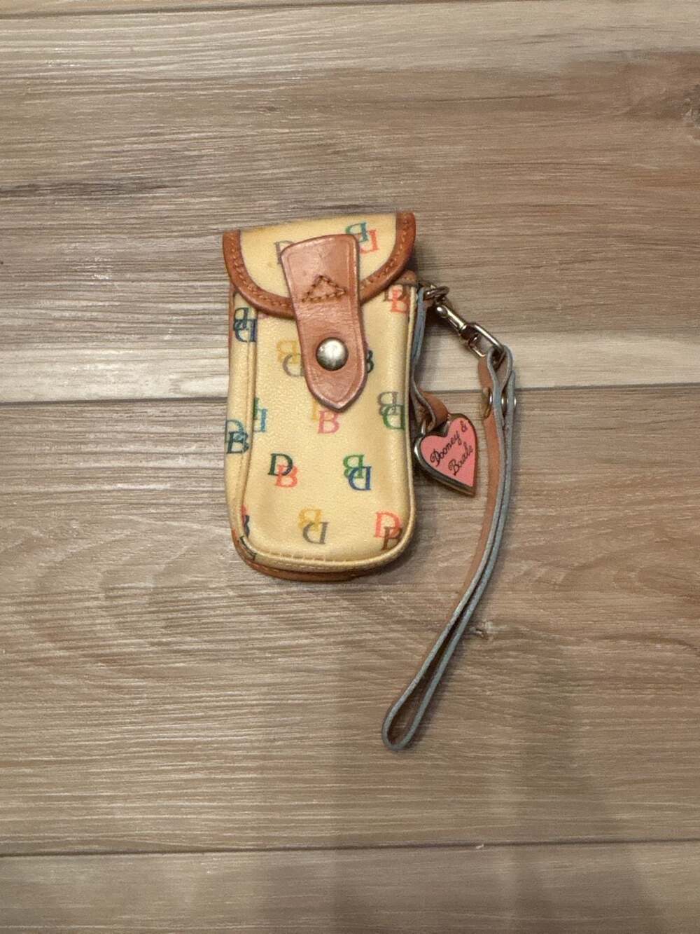 Vintage Dooney & Bourke Coated Canvas Monogram Wristlet Cellcarrier 2000 y2k